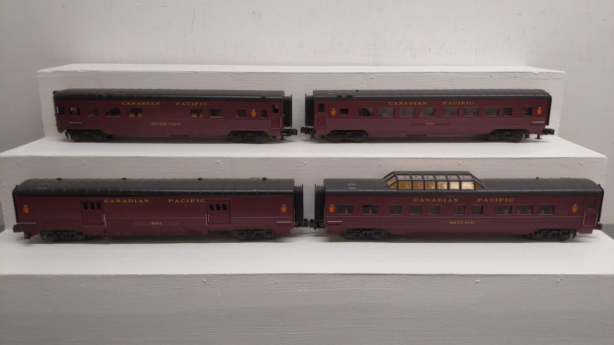 MTH 30-67340 O Canadian Pacific 60' Streamlined ABS Passenger Car Set (Set of 4) EX