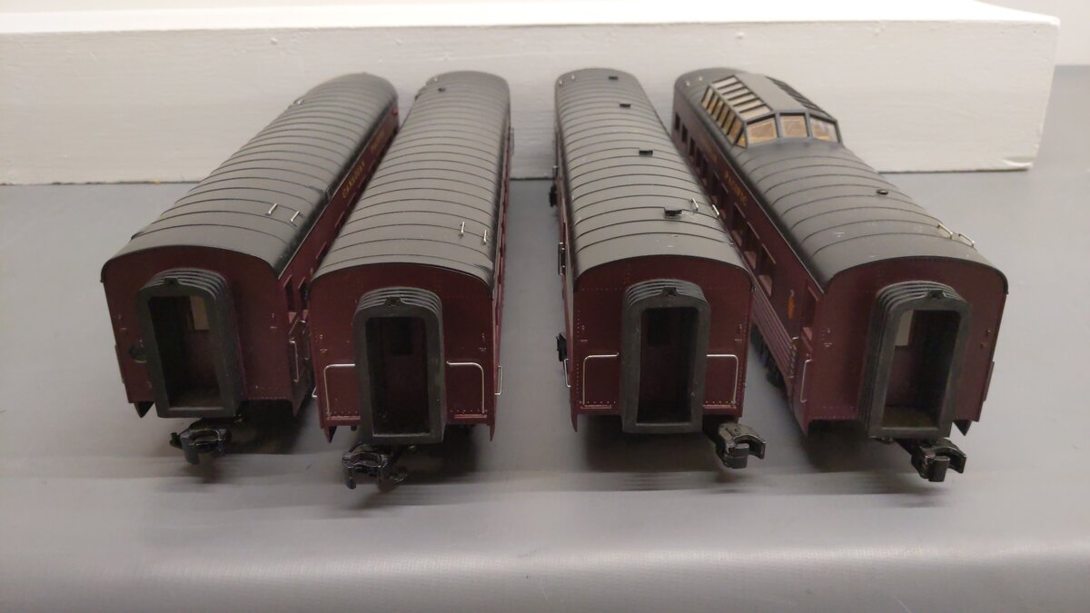MTH 30-67340 O Canadian Pacific 60' Streamlined ABS Passenger Car Set (Set of 4) EX