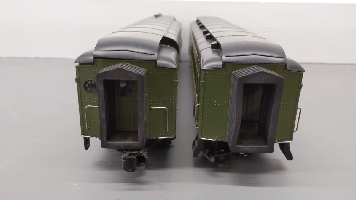 MTH 30-69026 O Canadian National RailKing 60' Madison Combo/Diner Set (Set of 2) EX