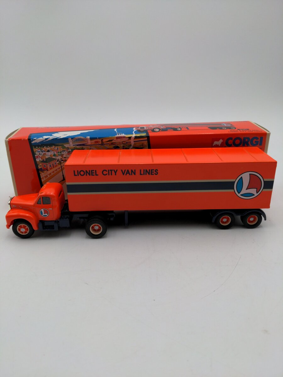 Corgi 52302 1:50 Lionel City Van Lines Mack B Series Semi Truck EX/Box