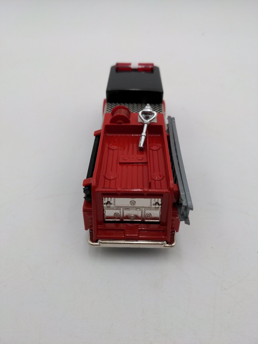 Corgi 97322 1:50 American LaFrance Fire Truck EX/Box