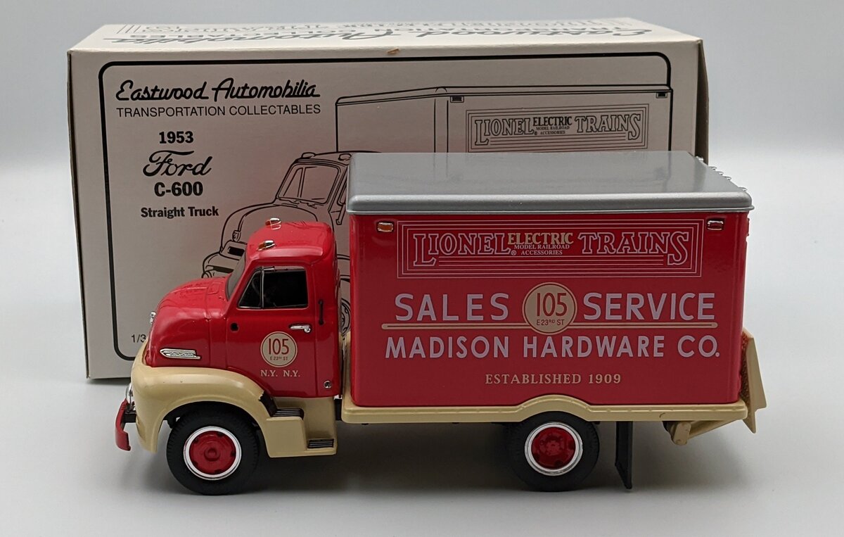 First Gear 19-1396 1:34 Lionel Electric Trains 1953 Ford C-600 Straight Truck MT/Box