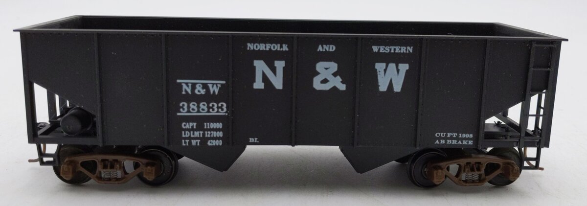 American Models S Scale  N&W 2 bay hopper #38833 EX/Box