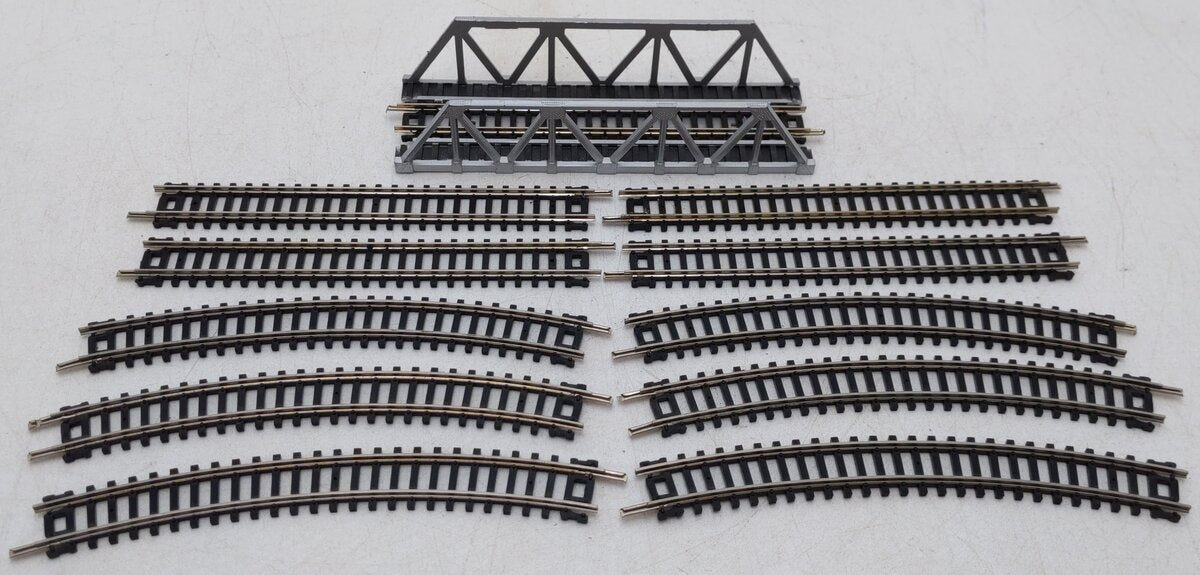 Bachmann & Atlas N Scale Straight & Curved Track Sections w/ Bridge [11] EX