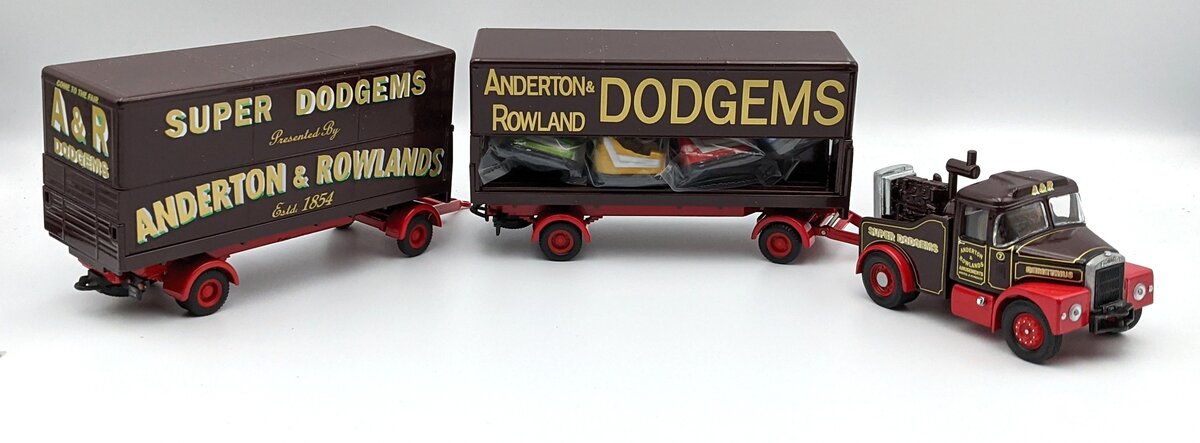 Corgi 15901 1:50 AEC Closed Pole Truck & Dodgem Trailer Set MT/Box