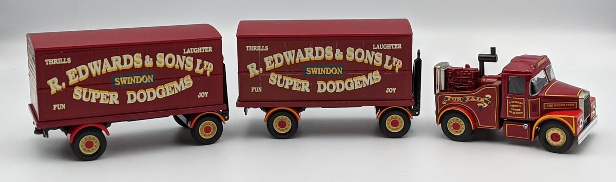 Corgi 97920 Classics Scammel Highwayman R. Edwards Amusements NIB
