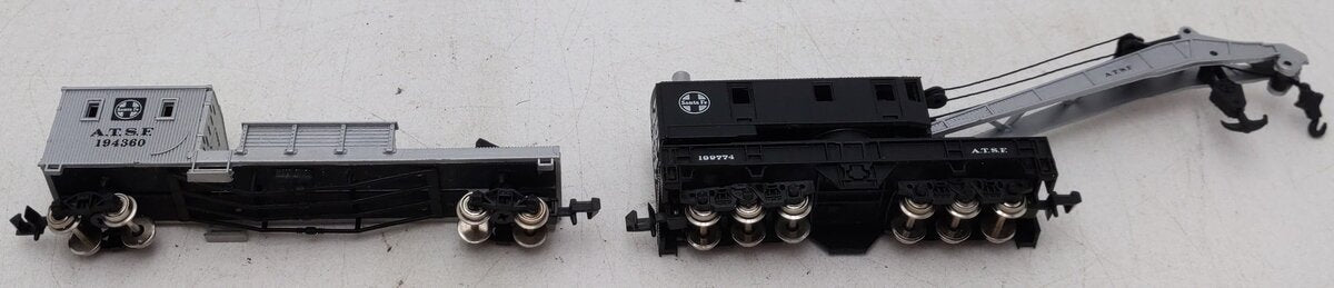 Bachmann 46612 N ATSF 250-Ton Operating Crane Car & Boom Tender EX/Box