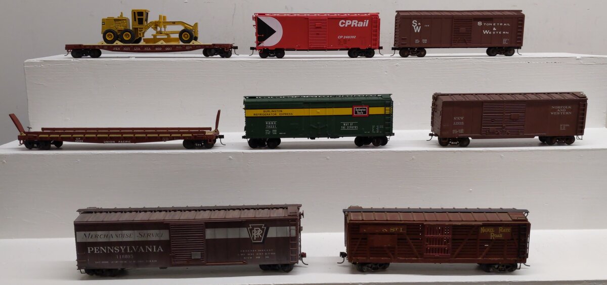 S Scale  Assorted Freight Cars [8] VG