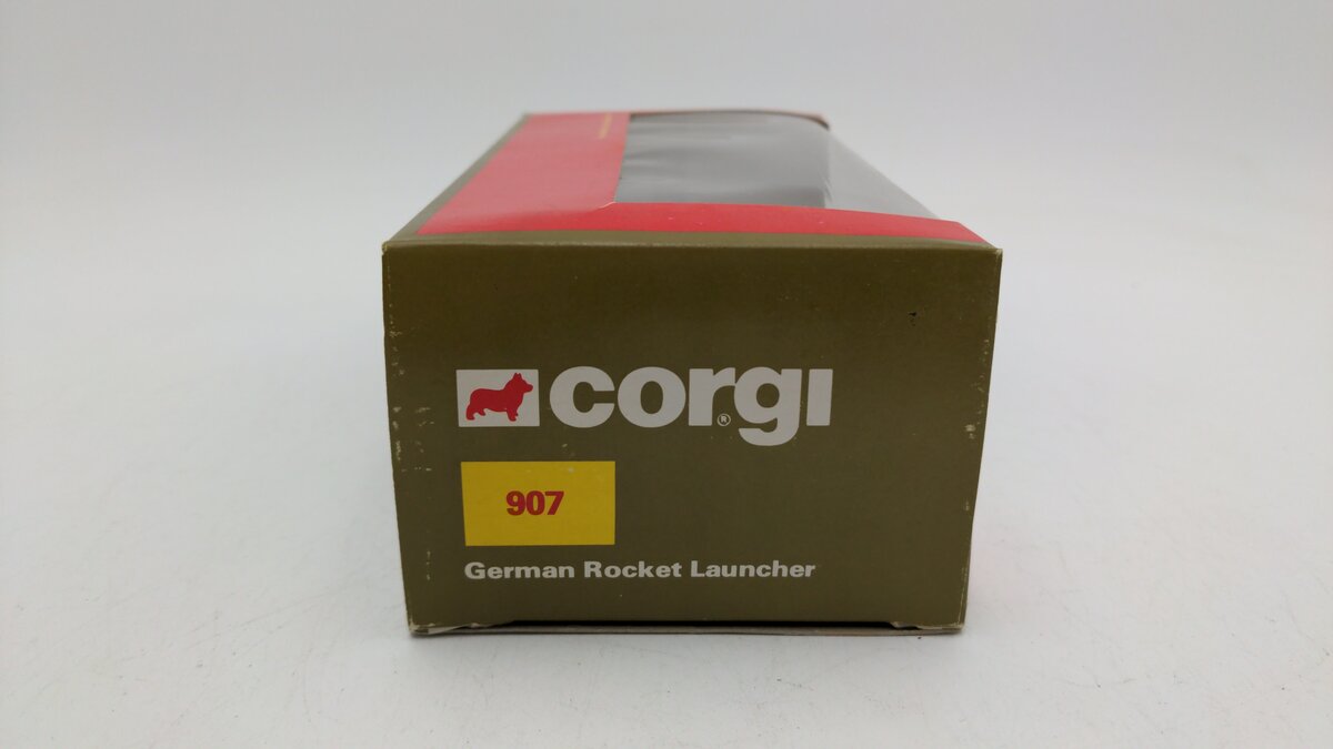 Corgi 907 German Semi-Track Hanomog Sdkfz Rocket Launcher W/Shooter Diecast EX/Box