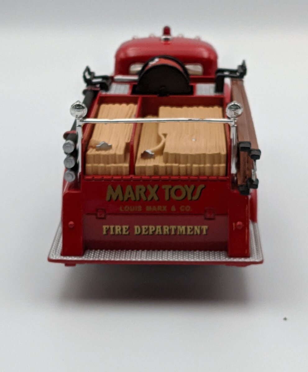 First Gear 19-0113 1:34 MTFD 1957 International R-190 Fire Truck MT/Box