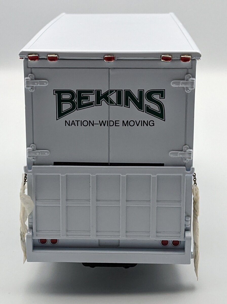 First Gear 18-1944 1:34 1960 Model B-61 Mack Moving Van VG/Box