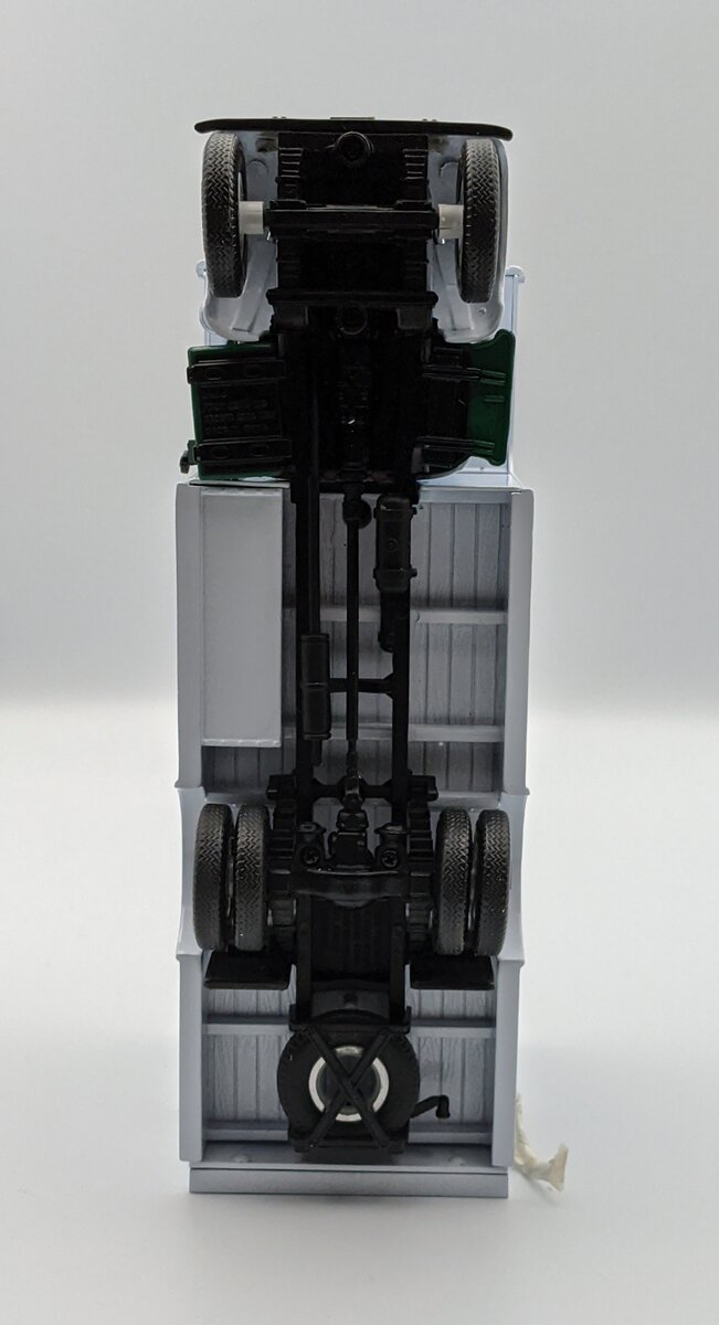 First Gear 18-1944 1:34 1960 Model B-61 Mack Moving Van VG/Box