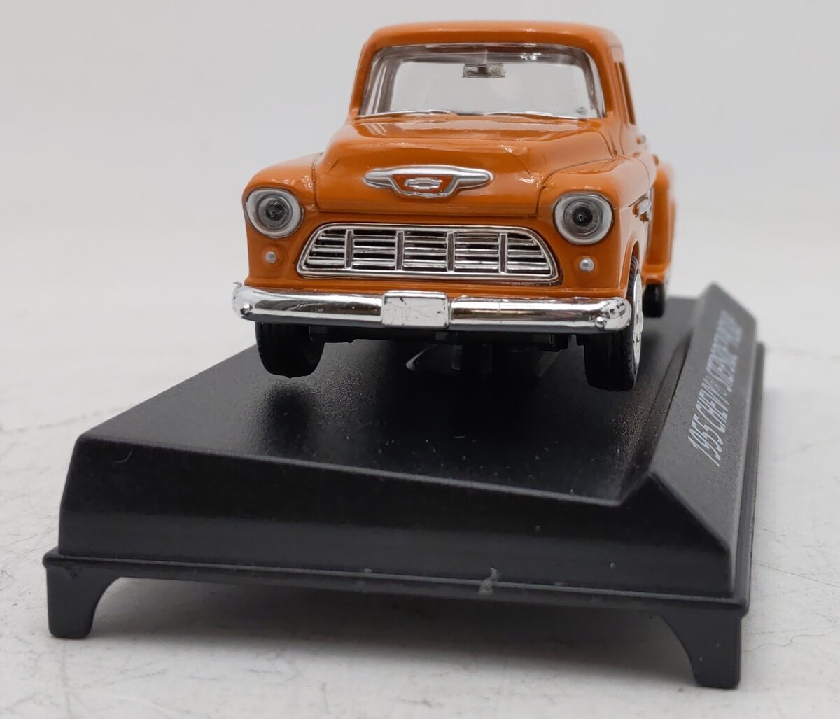 Motormax Toy USA 73415AC 1:43 American ClassicsOrange 1955 Chevy Stepside Pickup EX/Box