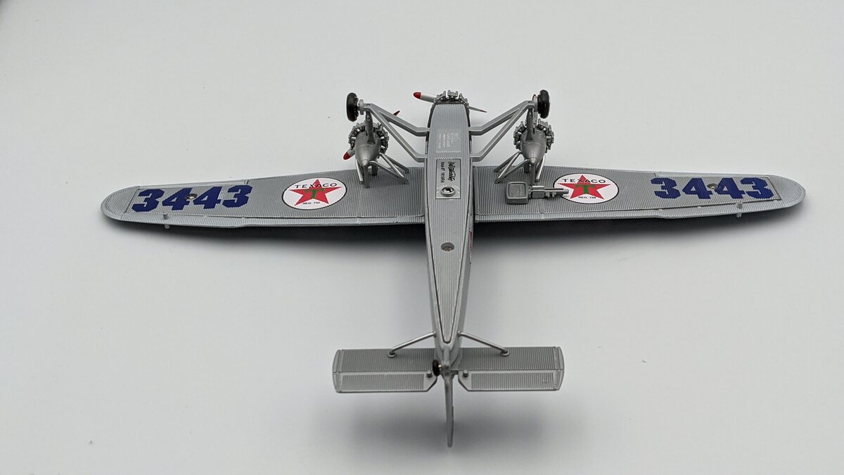 Ertl 36910 1:72 Texaco - Wings Of Texaco #7 1927 Ford Tri-Motor Monoplane MT/Box
