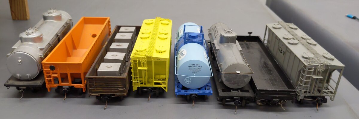 Assorted S scale Freight Cars [8] EX