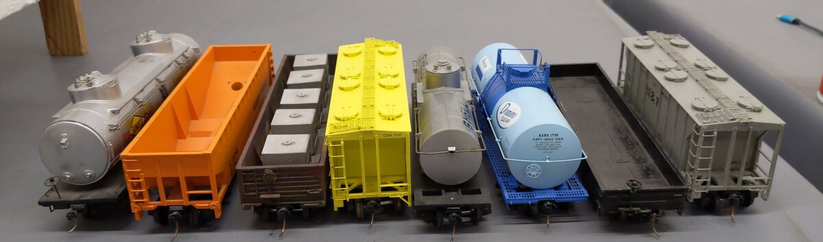 Assorted S scale Freight Cars [8] EX