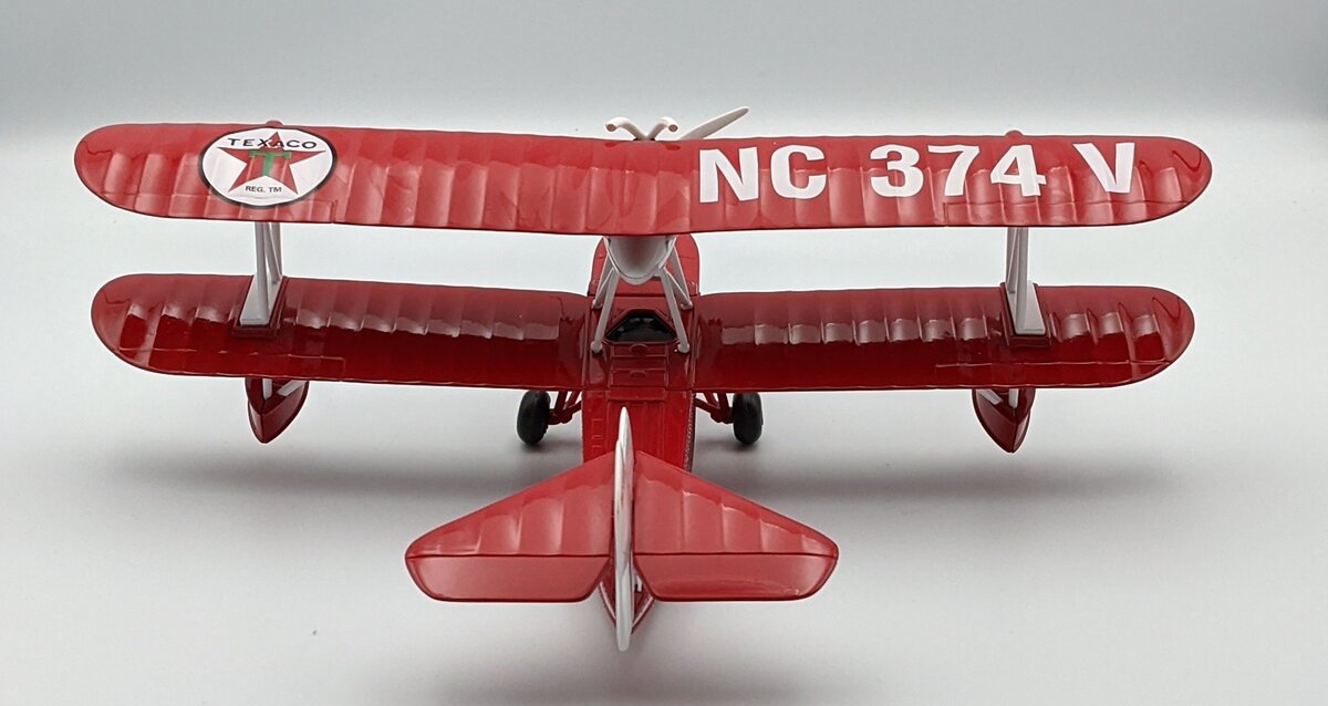 Ertl 19538 1:44 Wings Of Texaco #8 - 1936 Keystone-Loening Bi-Wing Coin Bank  MT/Box