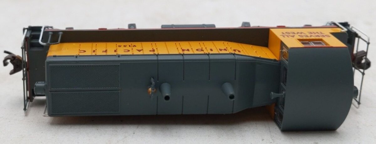 Bachmann 61651 N Union Pacific EMD NW2 Diesel Locomotive DCC #1084 LN/Box
