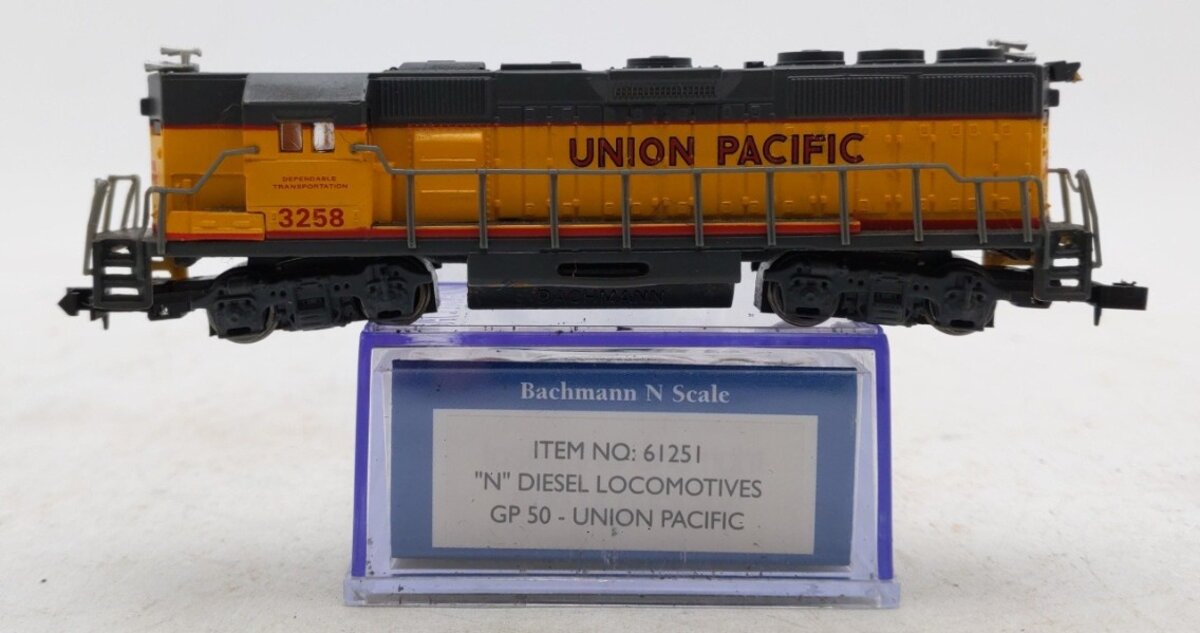 Bachmann 61251 N Scale Union Pacific GP50 Diesel Locomotive #3258 EX/Box
