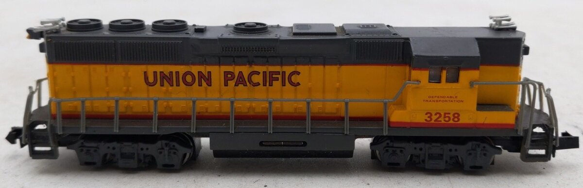 Bachmann 61251 N Scale Union Pacific GP50 Diesel Locomotive #3258 EX/Box