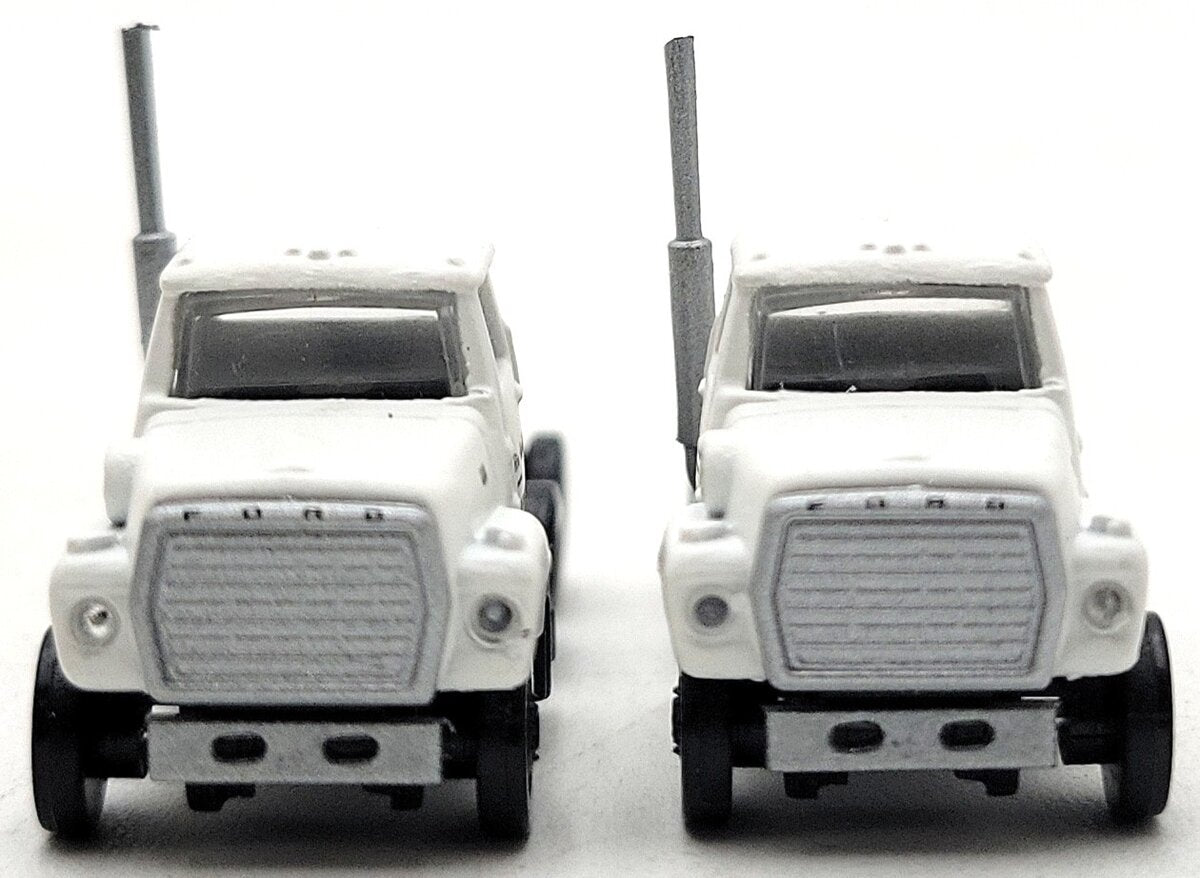 Atlas 60000083 N Rio Grande Ford® Tractor Cabs (White/Black)
