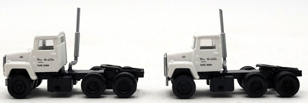 Atlas 60000083 N Rio Grande Ford® Tractor Cabs (White/Black)
