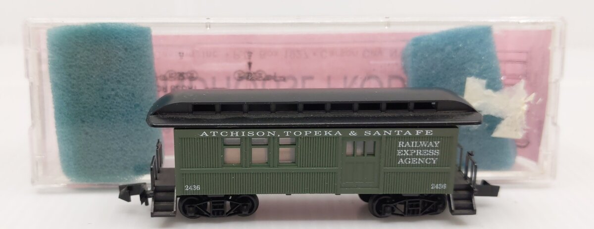 Roundhouse 8525 N Scale Atchison, Topeka & Santa Fe 34' Overton Combine Car Kit EX/Box