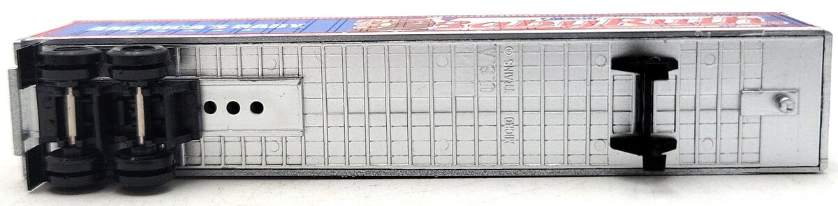 Micro-Trains 45200092 N Nestle Baby Ruth 48' Smooth Side Semi Trailer #23458 LN/Box