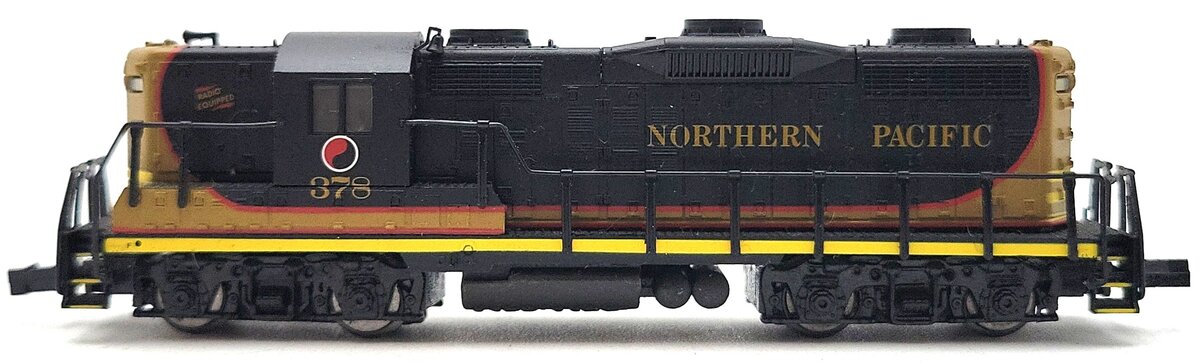 Life Like 7115 N Northern Pacific GP18 Diesel Loco #378 LN