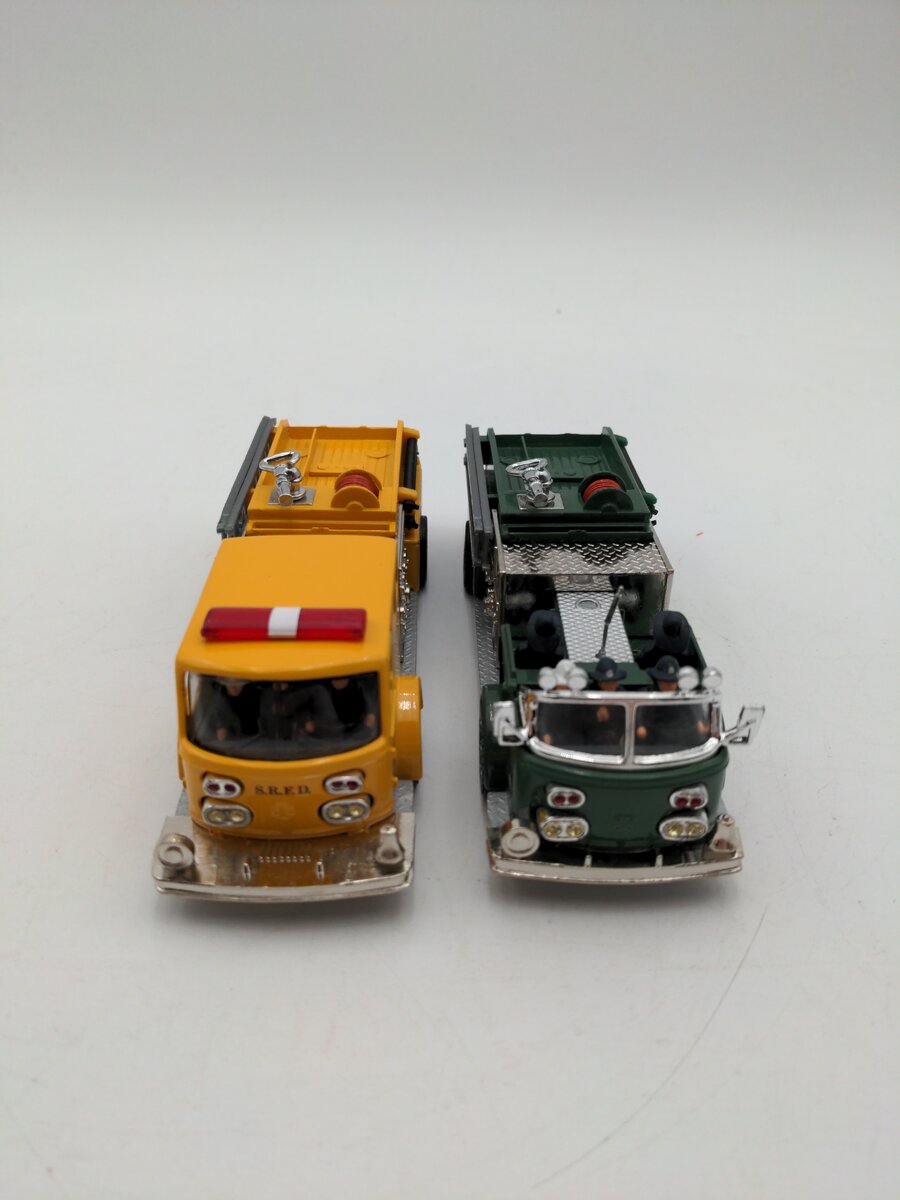 Corgi 97331 1:50 Scottdale & South River American LaFrance Fire Vehicles NIB