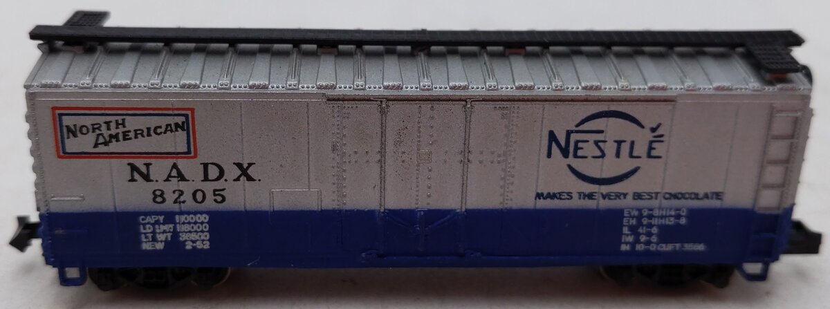 Life Like 5788A N Scale Nestle Chocolate Reefer Car #8205 EX/Box
