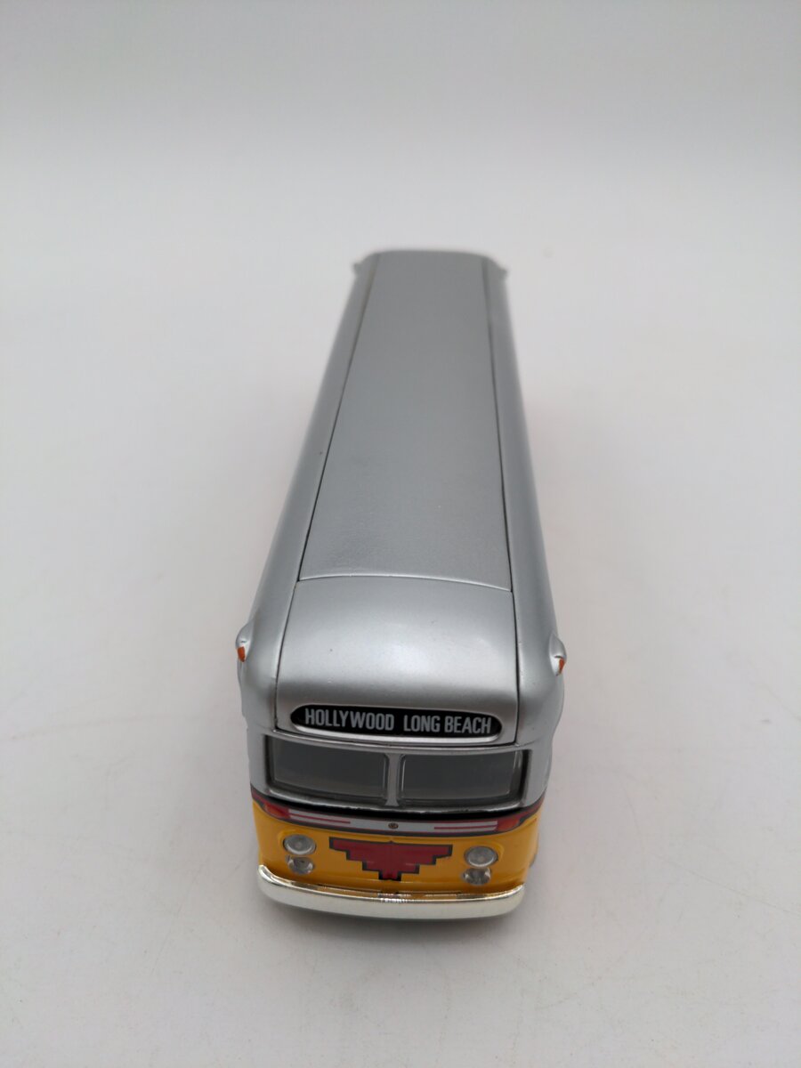 Corgi 97635 1:50 Die Cast General Motors 4502 Los Angeles Motor Coach EX/Box