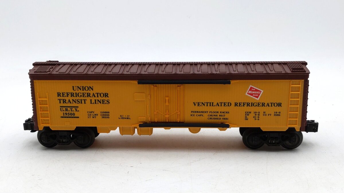 Lionel 6-19500 O Gauge Milwaukee Road Reefer Car #19500 EX