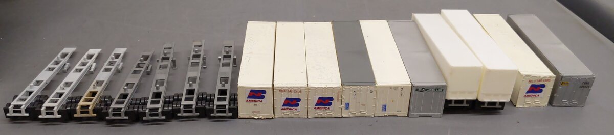 S Scale  Diecast Semi truck Trailers W/ Containers [16] EX