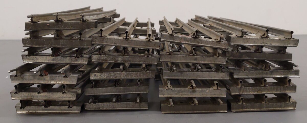 Ives Standard Gauge Vintage 12 inch Straight Track Sections [21]