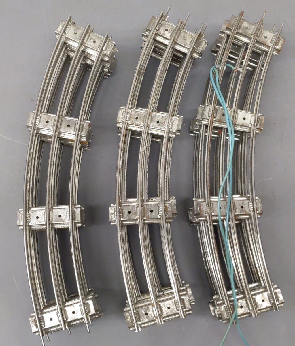 Ives Standard Gauge Vintage Curved Track Sections [14]
