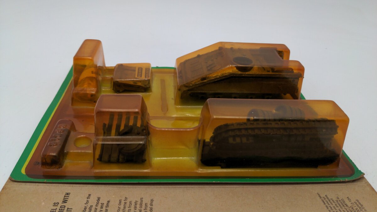 Dinky 1035 Die Cast Metal Striker Anti-Tank Vehicle Military Rare Vintage Kit EX/Box