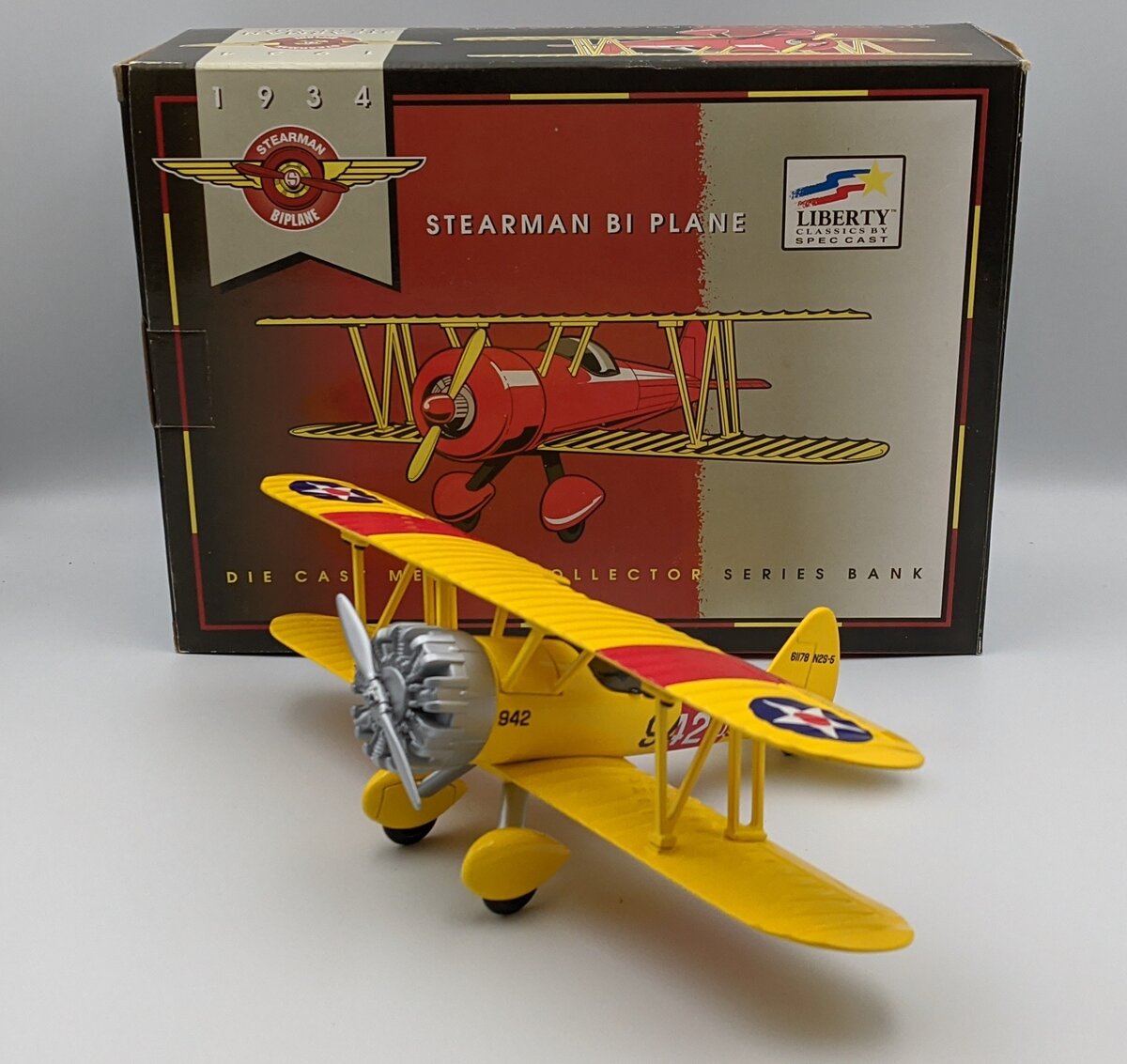 Liberty Classic 37518 Die-Cast 1934 Stearman Bi Plane Collector Series Bank MT/Box