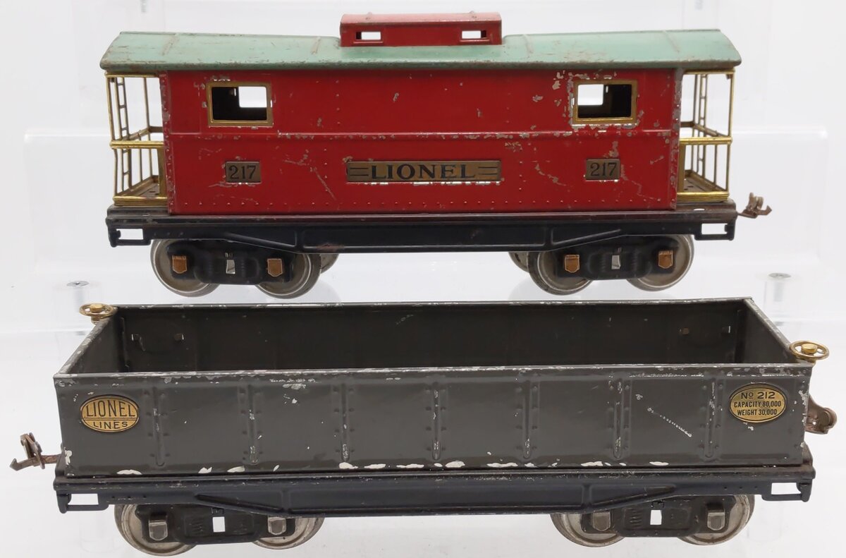 Lionel Vintage Standard Gauge Freight Cars #212/#217 [2] VG
