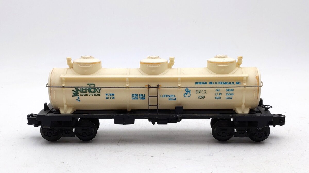 Lionel 6-9250 Waterpoxy Triple Dome Tank Car VG