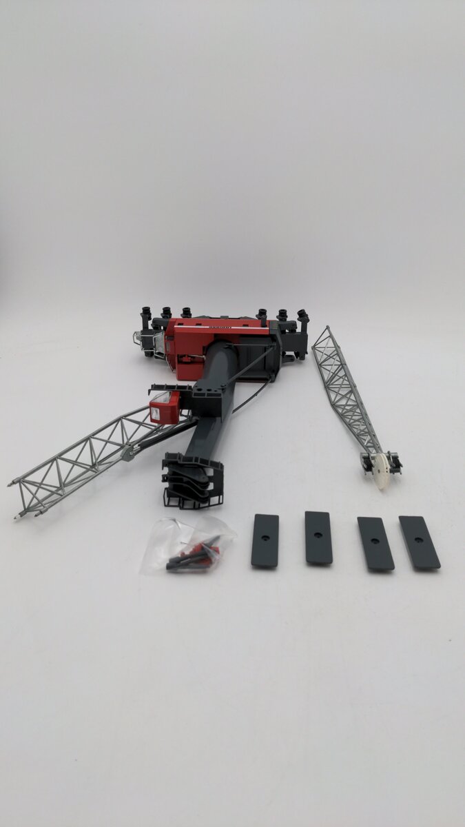 Conrad 2111 1:100 Scale Liebherr Harbour Mobile Crane LHM320 Rotating Tower Kit EX/Box