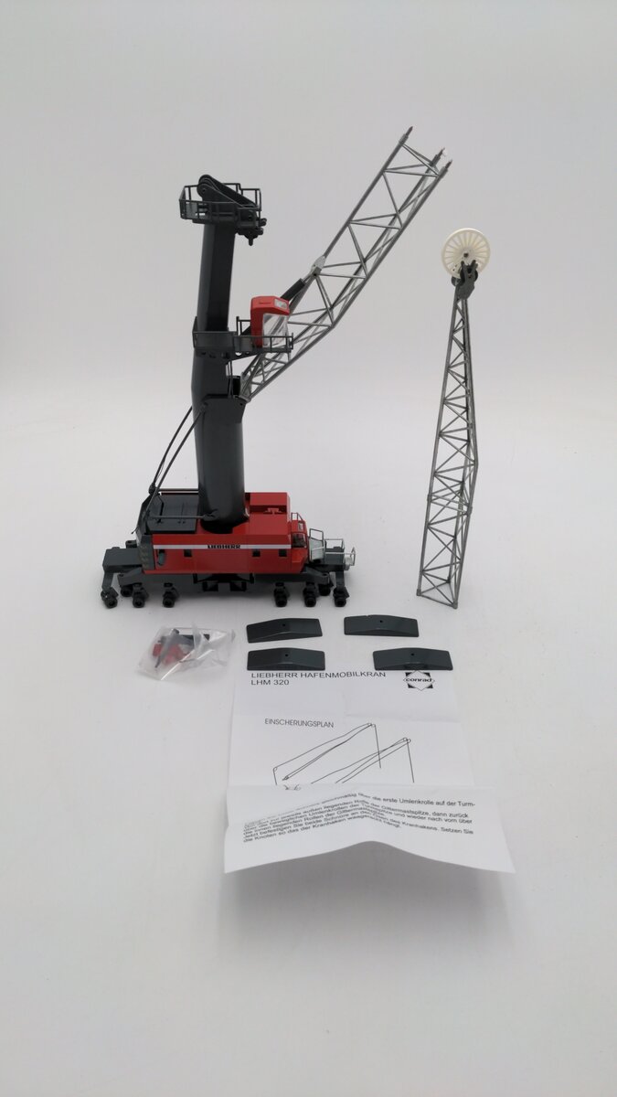 Conrad 2111 1:100 Scale Liebherr Harbour Mobile Crane LHM320 Rotating Tower Kit EX/Box