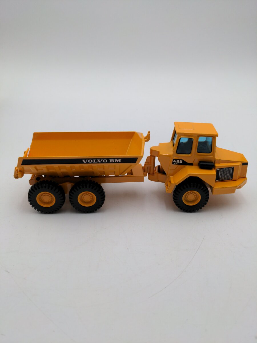 Joal 231 1:50 Volvo BM 5350 Articulated Dump Truck EX/Box