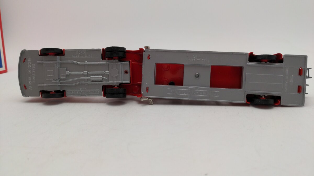 Corgi 97320 1:43 Scale 1990 American Lafrance Aerial Ladder Fire Truck Die Cast EX/Box