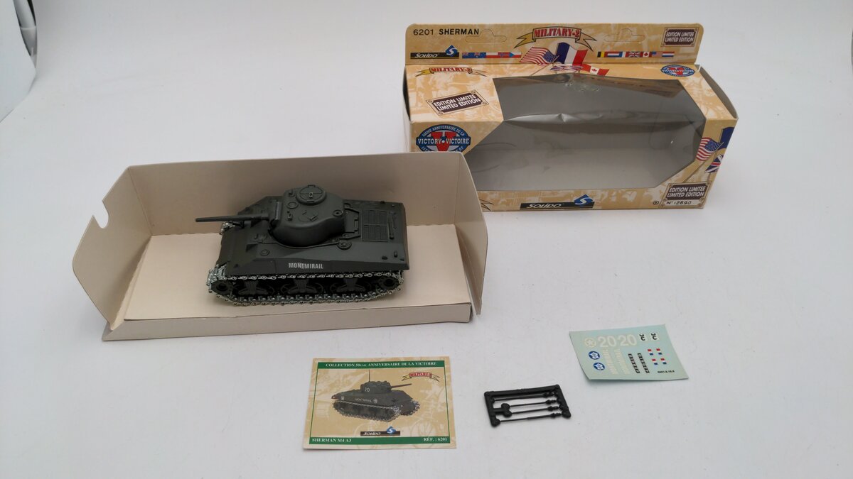 Solido 6201 1:50 Scale VTG 90 Sherman Tank Military-2 Diecast Limited Edition EX/Box