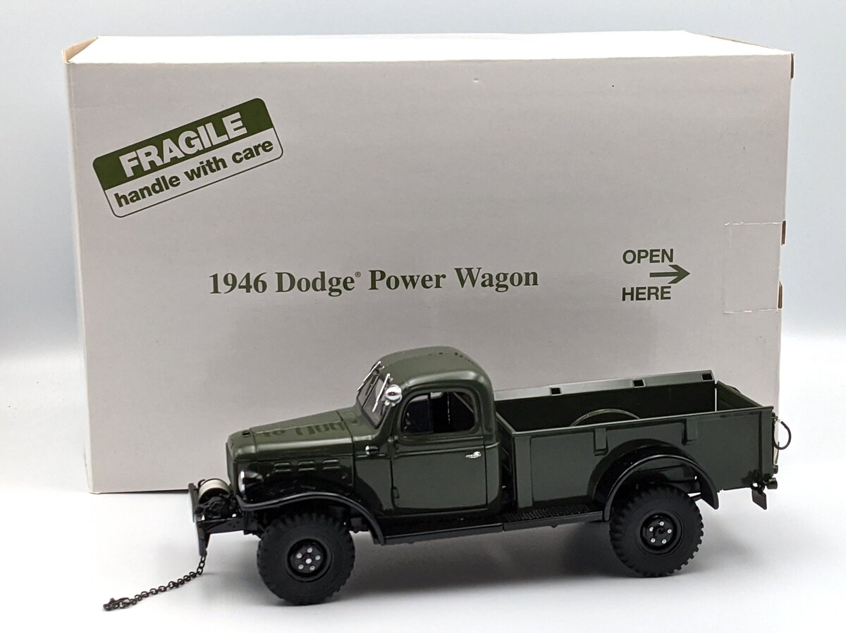 Danbury Mint 828-007 1:24 1946 Dodge Power Wagon MT/Box