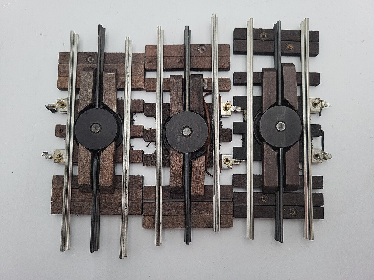 O Scale Uncoupling Track Sections [3] EX