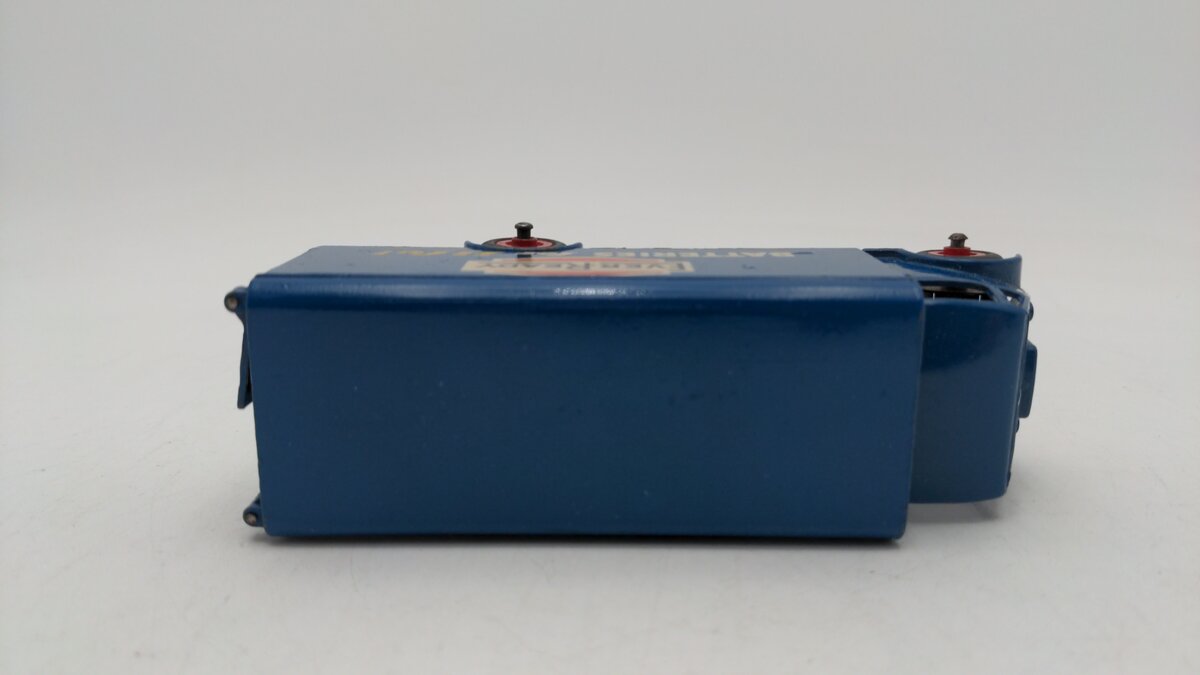 Dinky 918 1:43 Scale Vintage Die-Cast Guy 