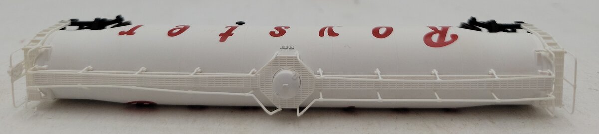 Atlas 37063 N Scale Royster 33K Gallon Tank Car #18676 LN/Box