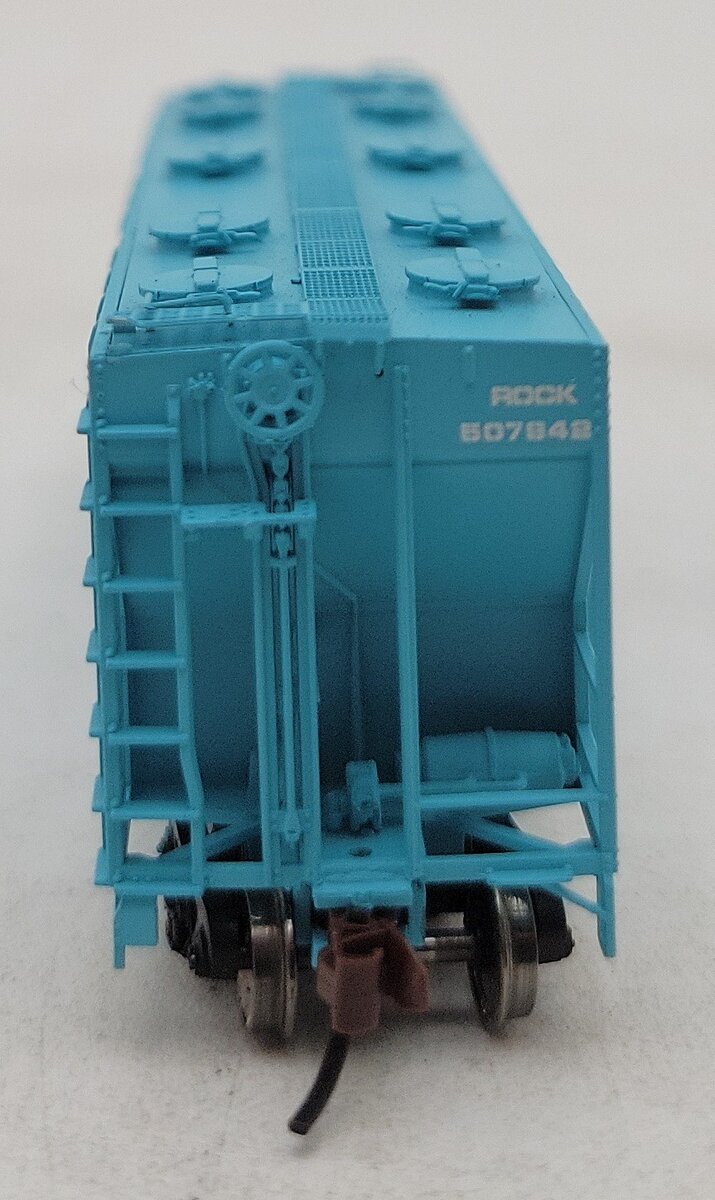 BLMA Models 11039 N PS-4000 Covered Hopper, RI/Rock #507942 LN/Box